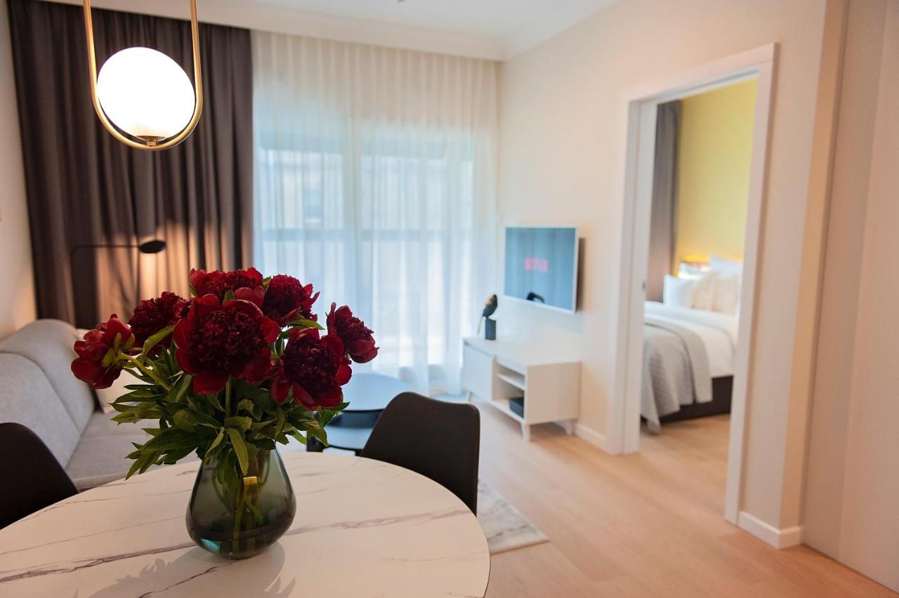 Mennica Residence Patronus Apartments Varşovia Exterior foto